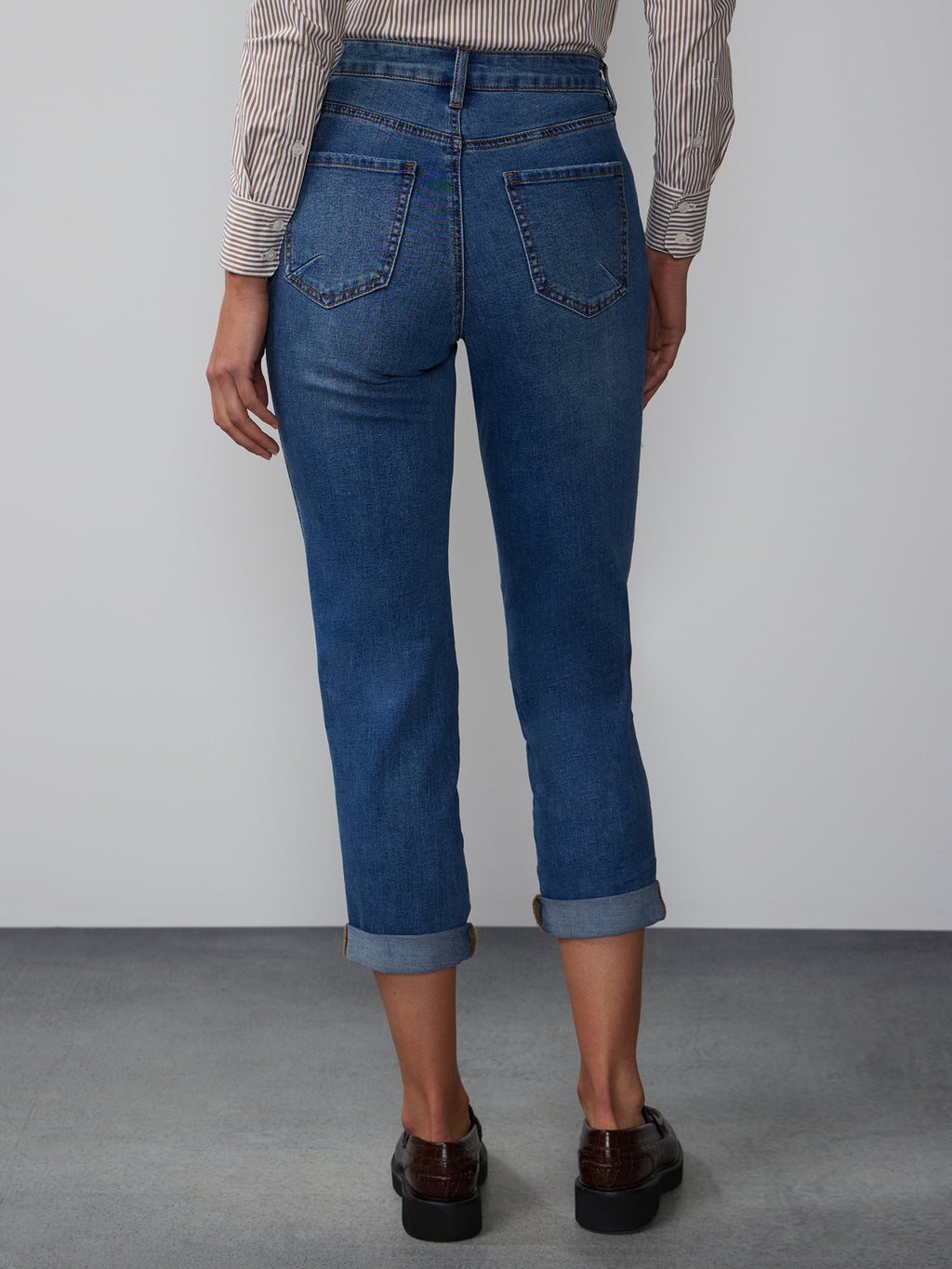 #color_MEDIUM BLUE WASH