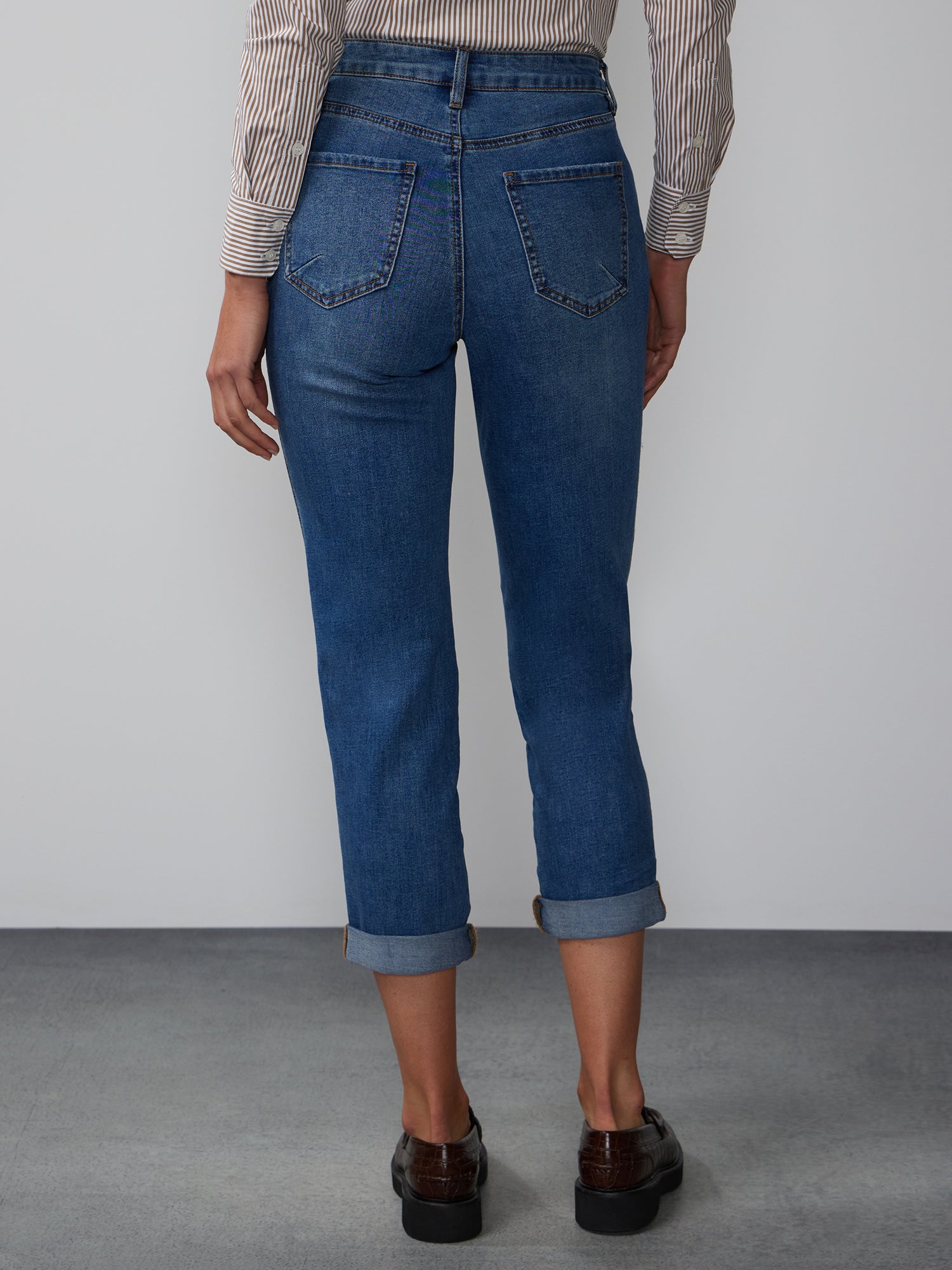 #color_MEDIUM BLUE WASH