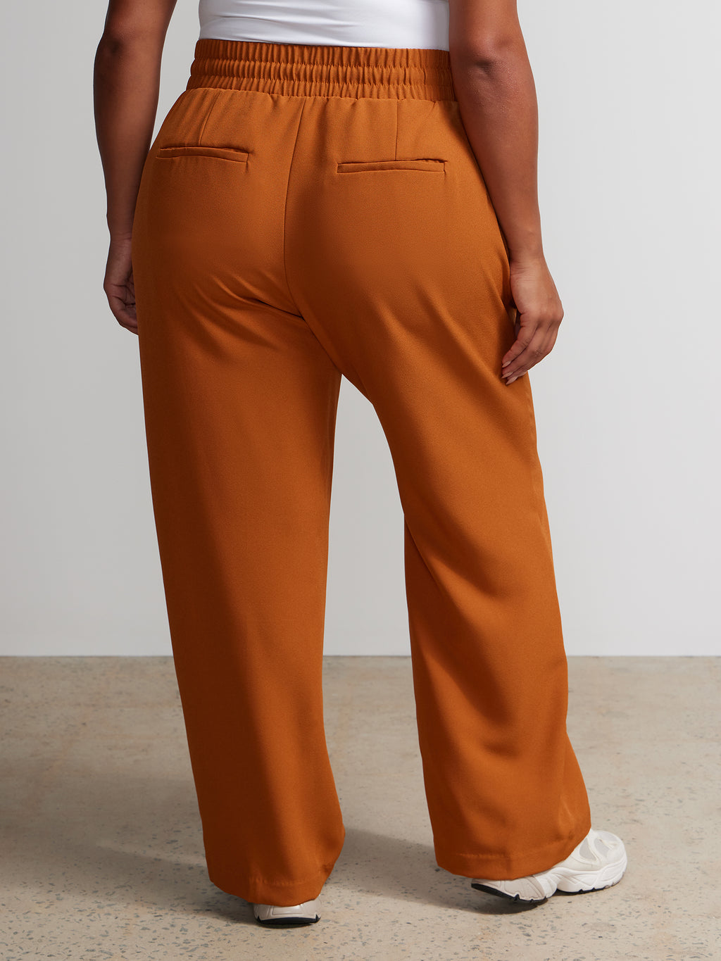 #color_CARAMEL BROWN