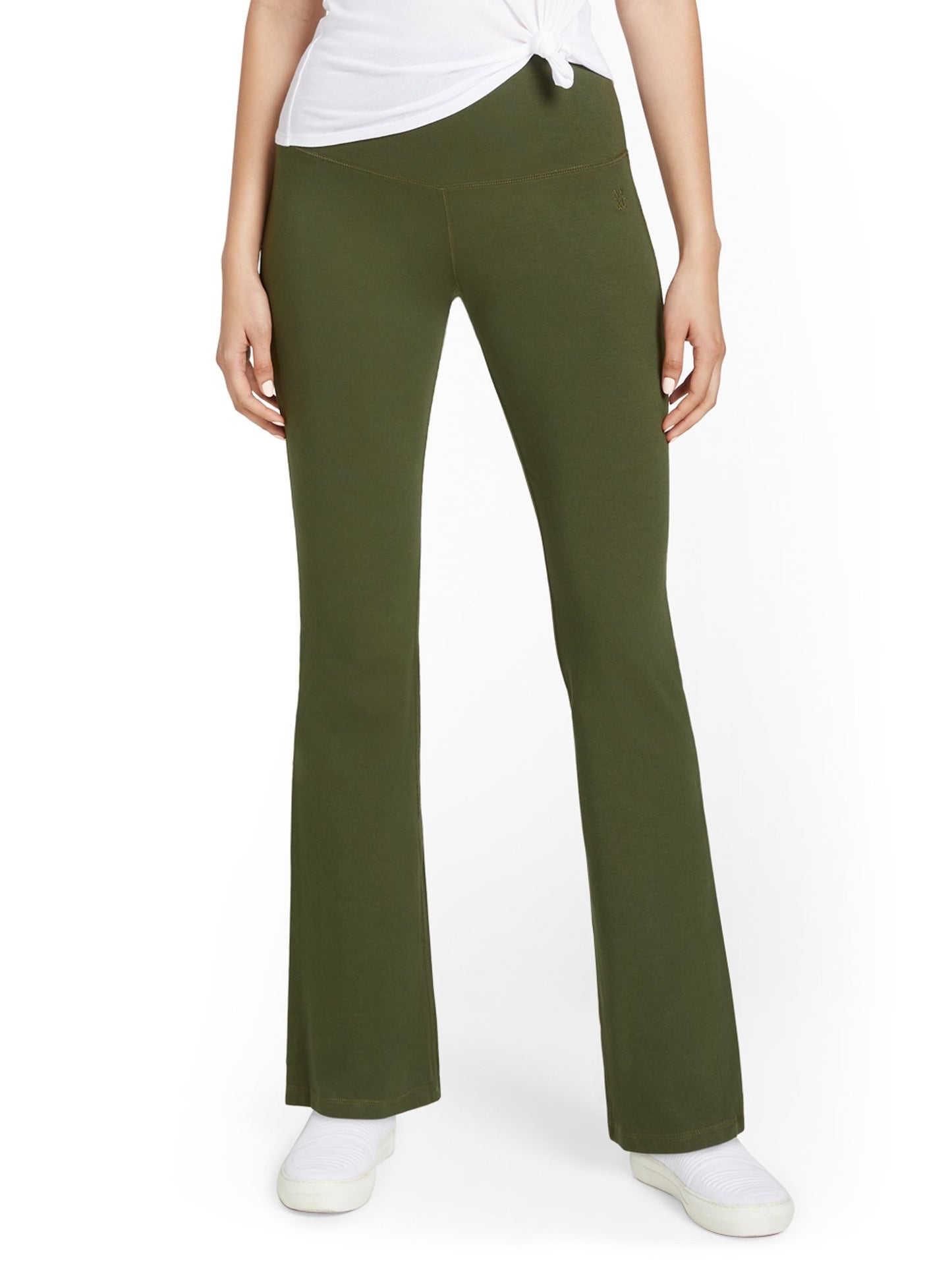 Petite High-Waisted Bootcut Yoga Pant