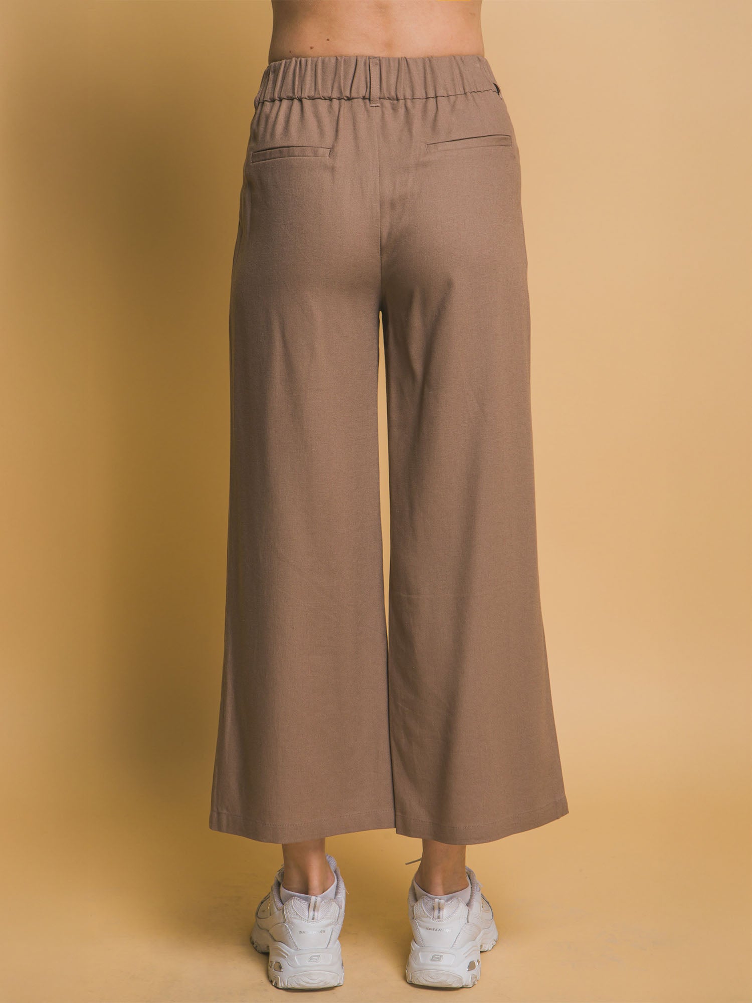 #color_MOCHA TRUFFLE