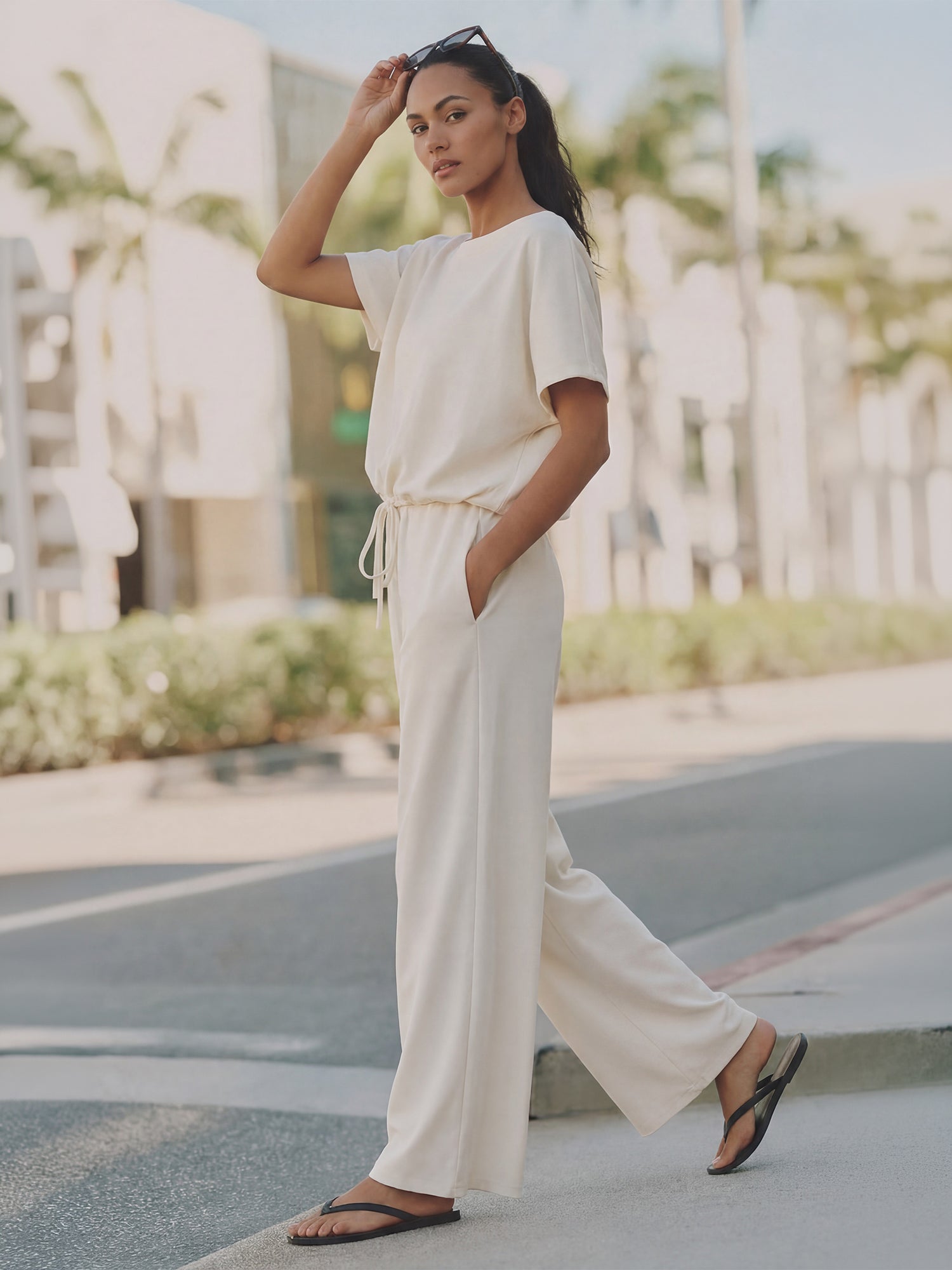 #color_IVORY