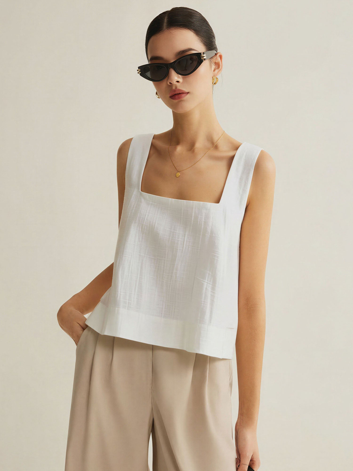#color_OFF WHITE