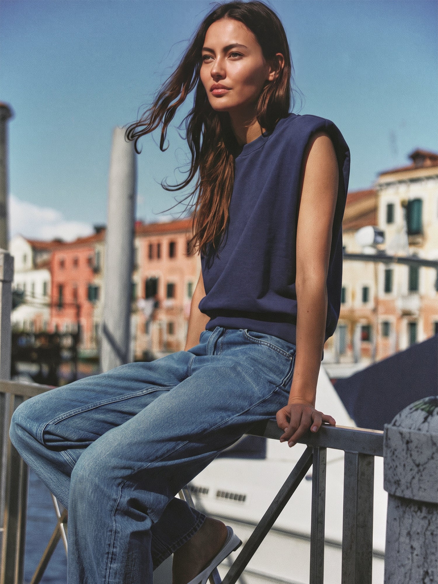 #color_NAVY