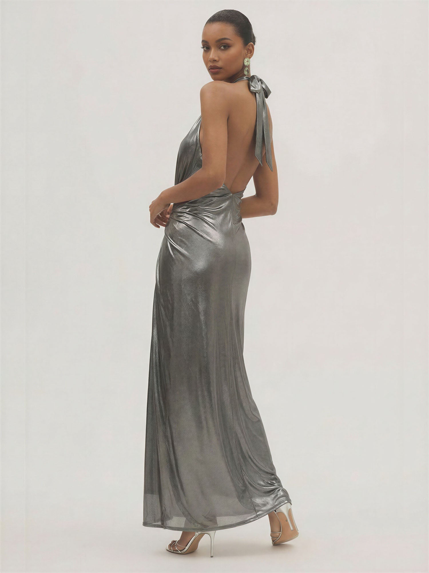 #color_SILVER