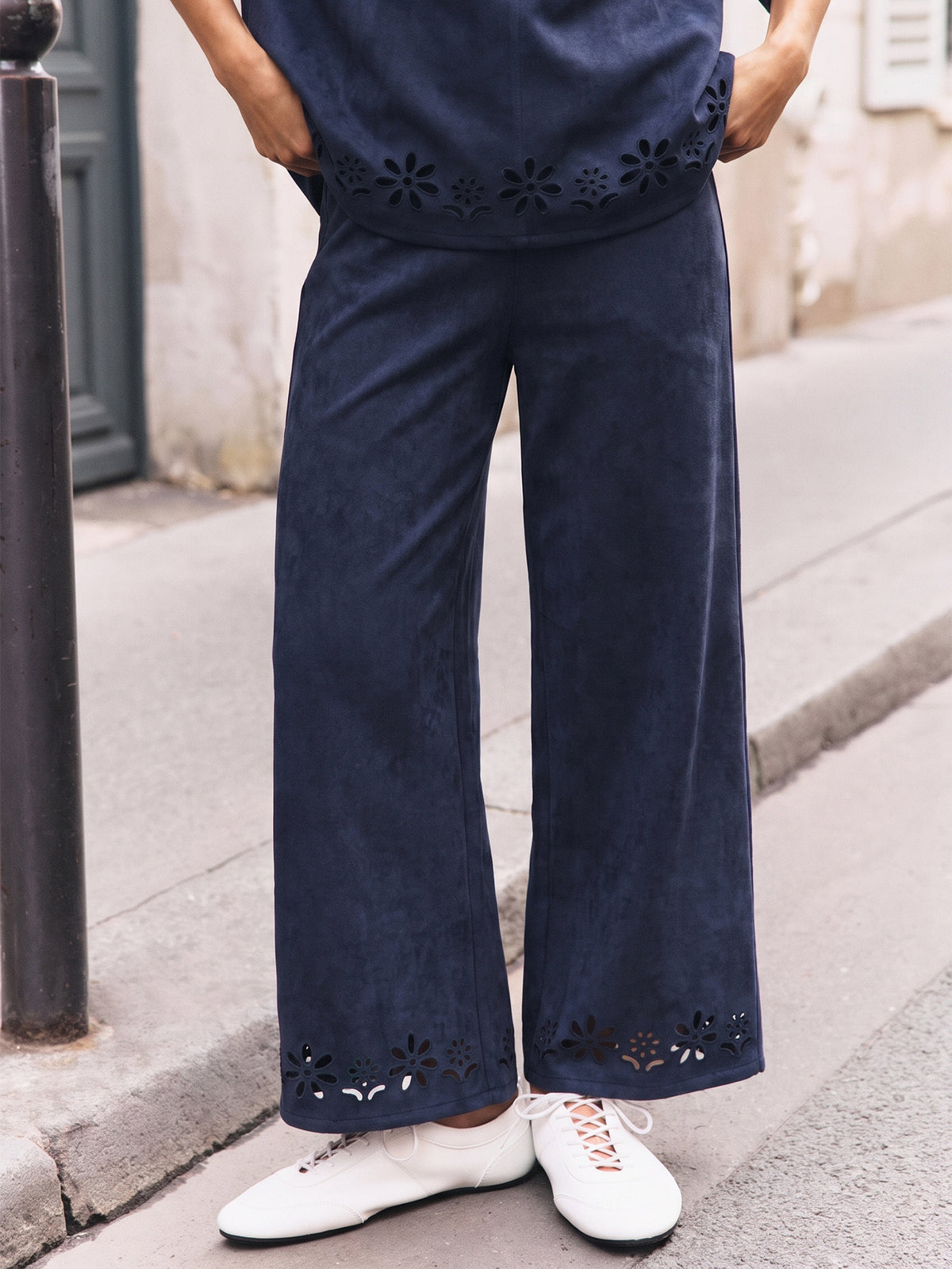 #color_NAVY