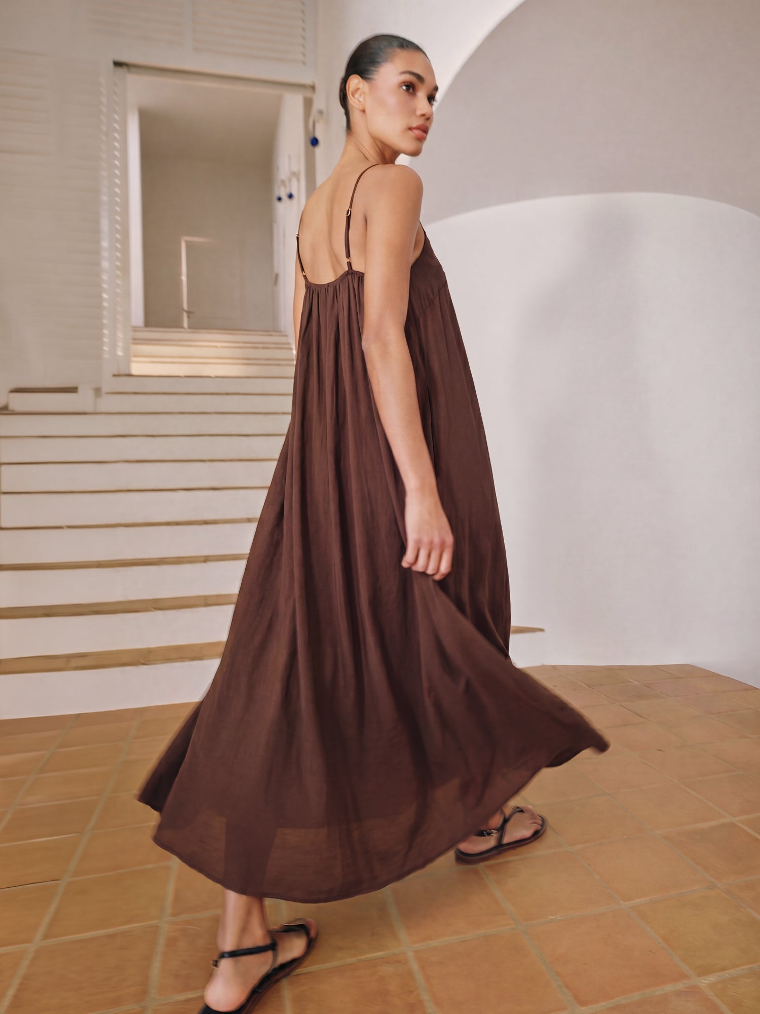 #color_BROWN