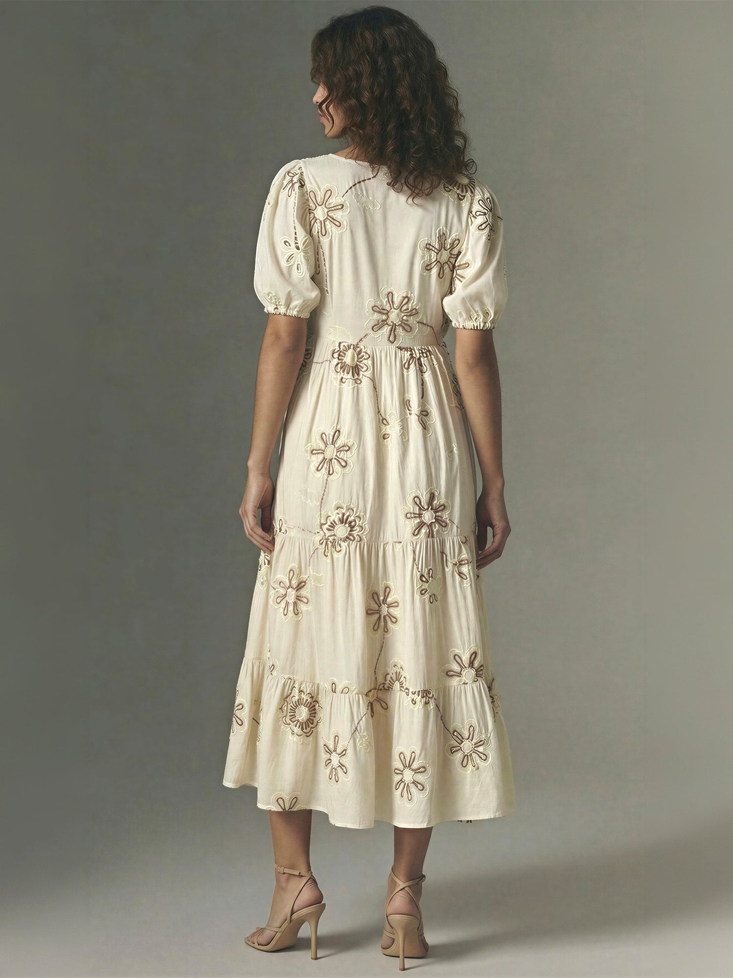 #color_IVORY