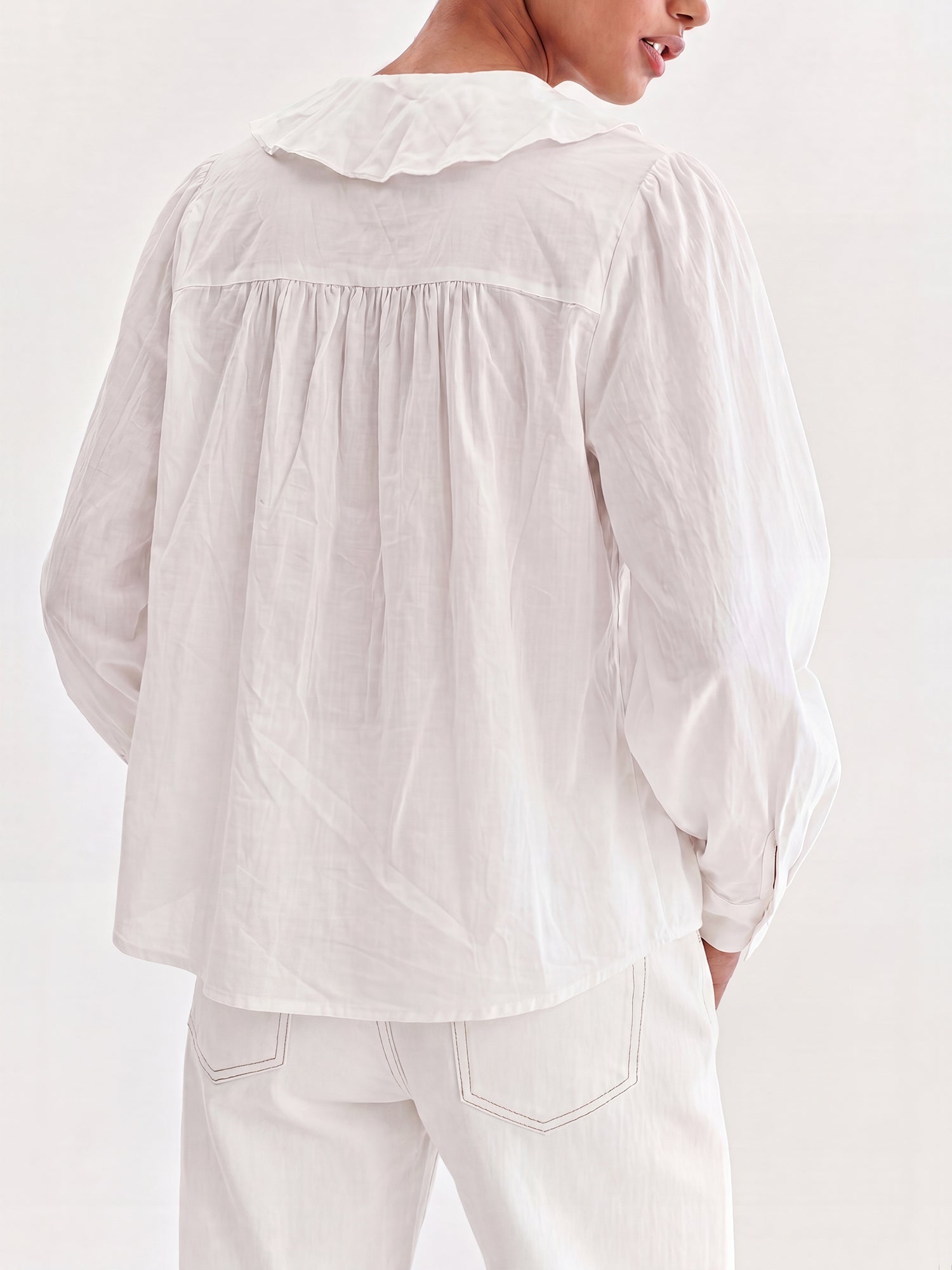 #color_IVORY