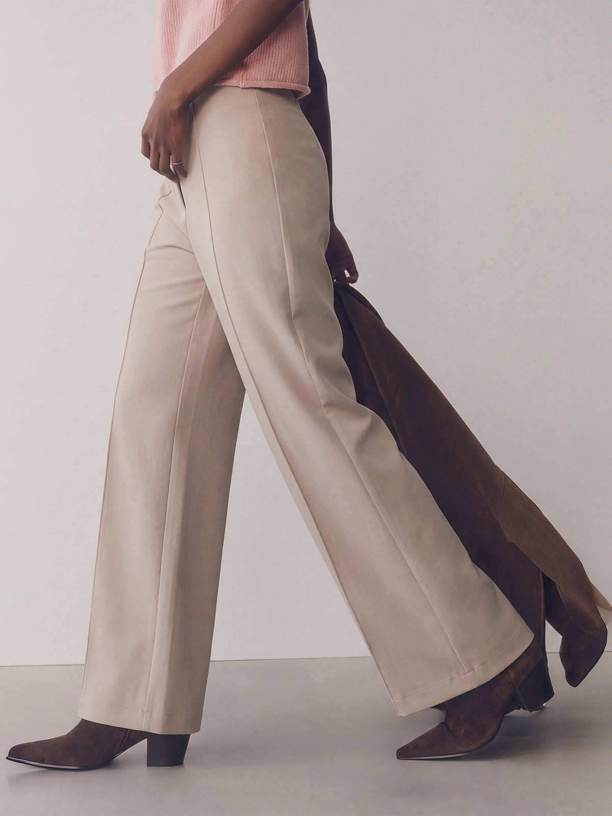 #color_TAUPE