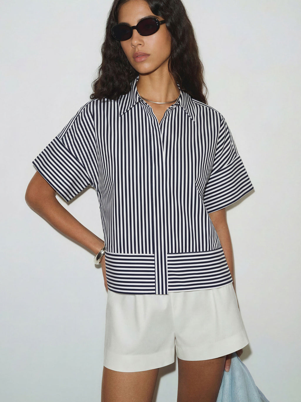 #color_NAVY