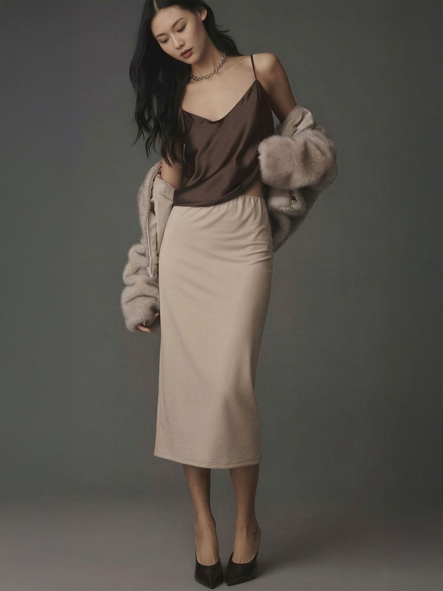 #color_TAUPE