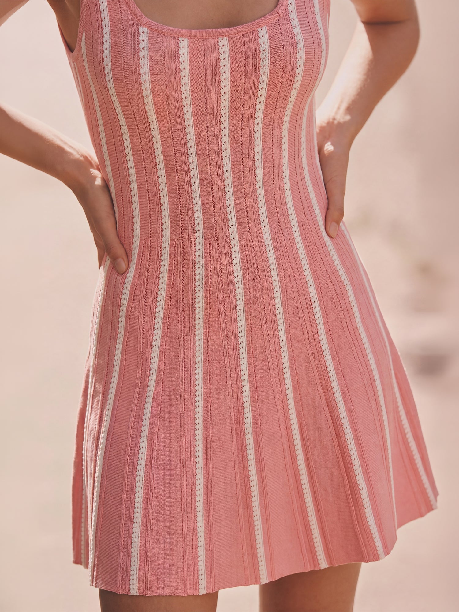 #color_CORAL