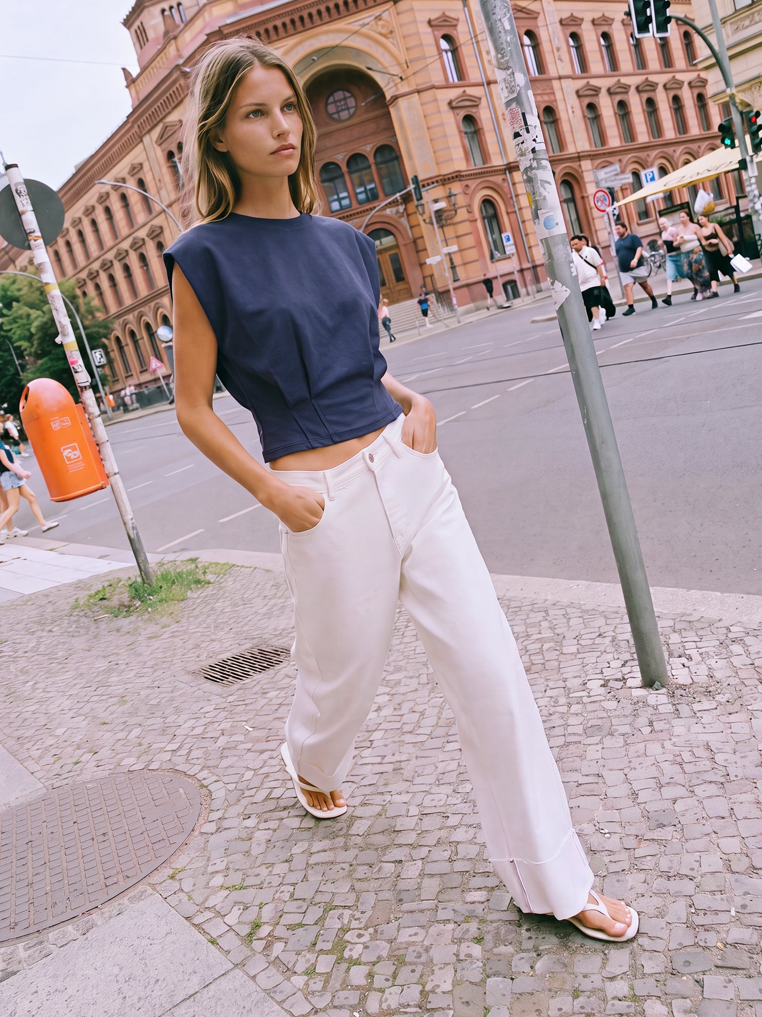 #color_NAVY
