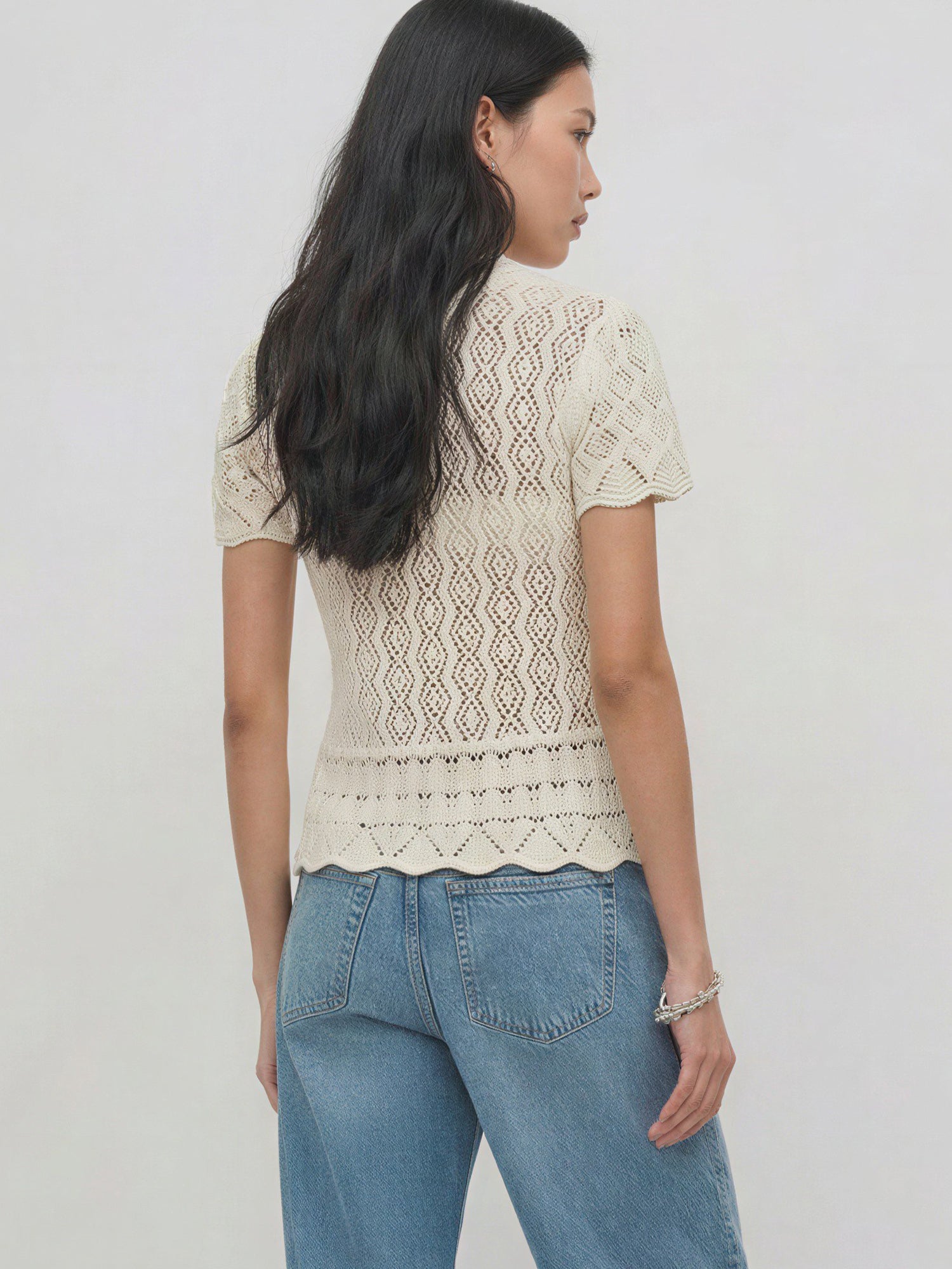 #color_IVORY