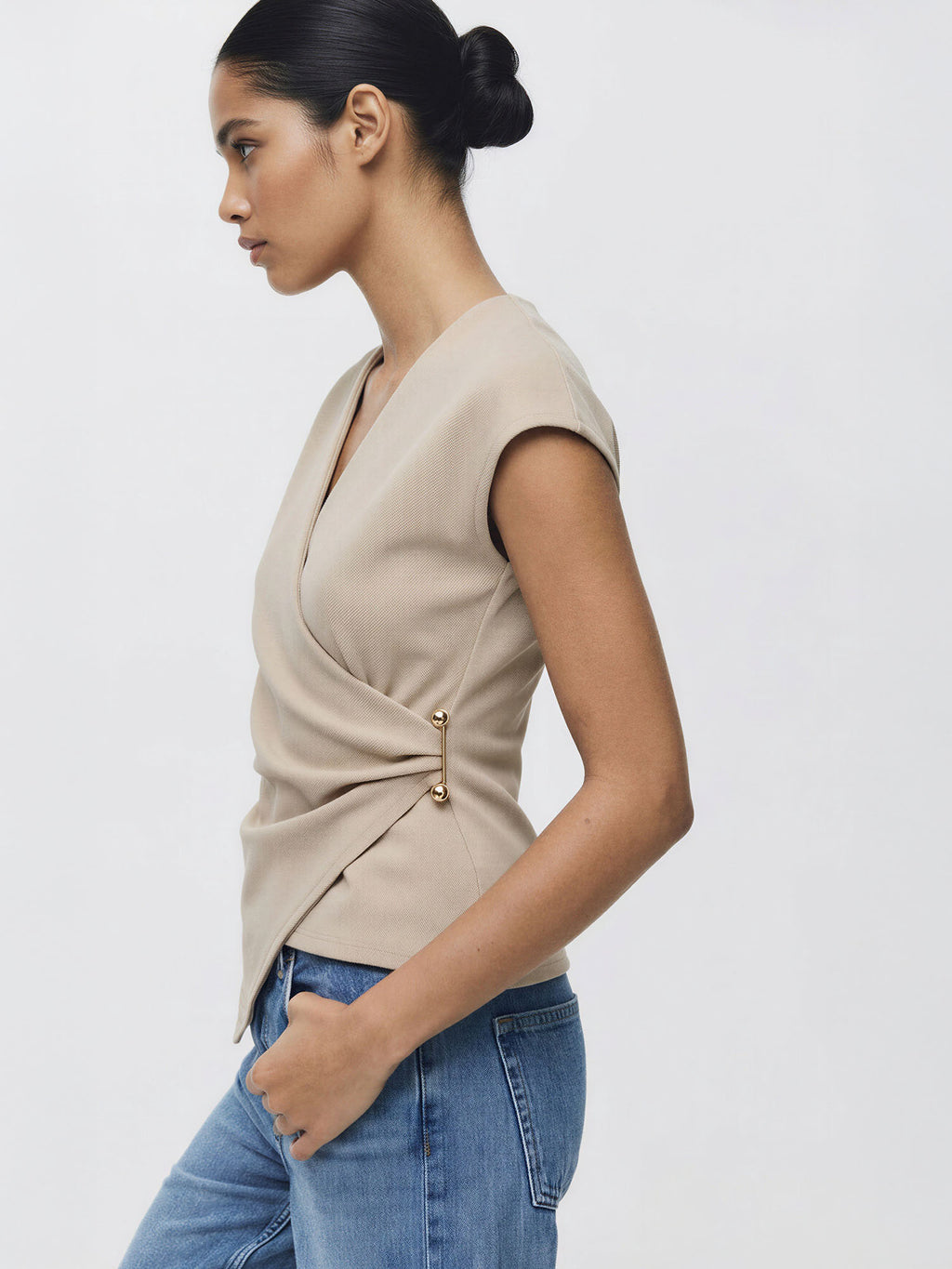 #color_TAUPE